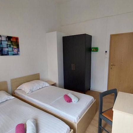 R&E Apartment Split Luaran gambar